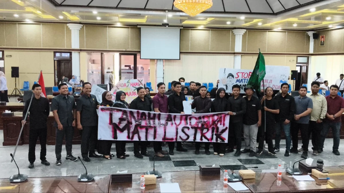Tiga Pembangkit Gangguan Serentak, PLN Targetkan Listrik di Tanah Laut Normal Lagi 25 Agustus
