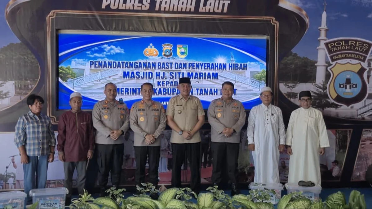 Pemkab Tanah Laut Terima Hibah Masjid Hj Siti Mariam Guna Integrasi Kawasan Wisata Terpadu