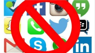 Prancis Larang Anak di Bawah Usia 15 Tahun Bermedia Sosial
