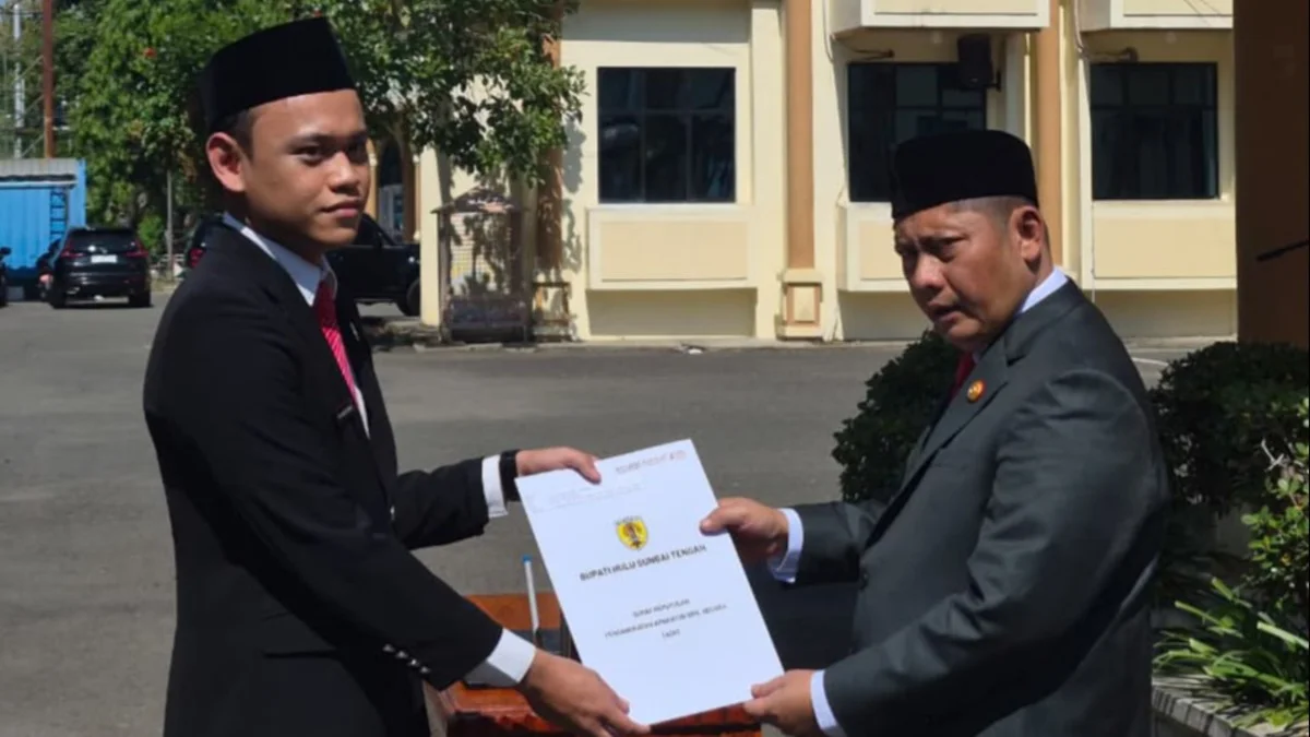 Lantik 120 PNS Fungsional, Bupati HST: Masyarakat Mengenal ASN dari Cara Melayani, Bukan Sertifikat