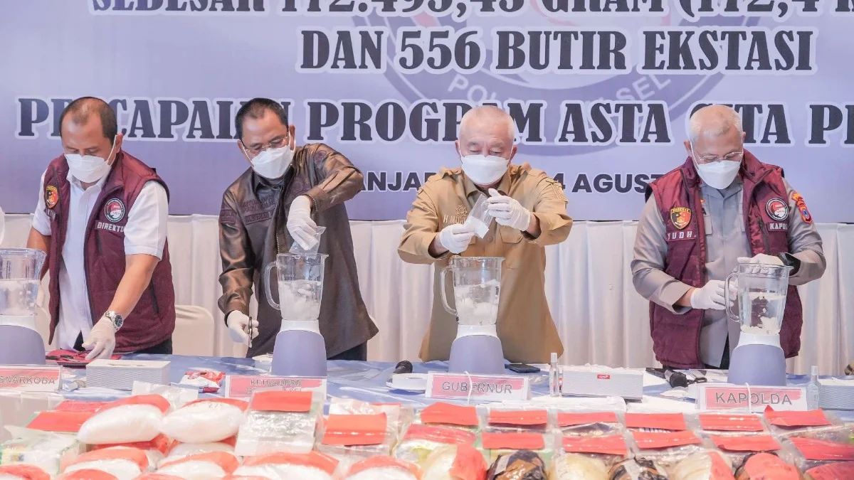Hadiri Pemusnahan Narkoba di Polda, Ketua DPRD Kalsel: "Ini Sejalan Asta Cita Presiden"