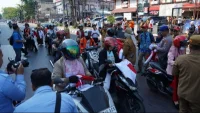Pemko Banjarmasin Bagi-bagi 7.000 Bedera Merah Putih
