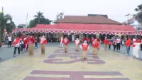Ibu Bhayangkari pun Ikut Balap Karung di Lomba HUT ke-81 RI di Polres HST