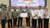Jalan Tamunti-Pampanan dan Kembang Kuning-Nawin Hulu Diserahkan kepada Pemkab Tabalong