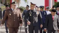 Kapolres Tanah Bumbu Hadiri Upacara Peringatan HUT Ke-81 Kemerdekaan Republik Indonesia di Kantor Bupati