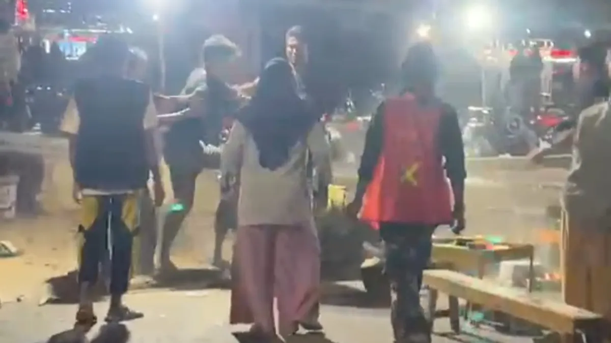 Polsek Martapura Proses Tiga Tersangka Pengeroyokan di RTH Ratu Zalecha, Lahan Parkir Kembali Jadi Rebutan
