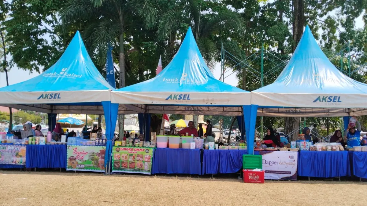 Sepi Pembeli Tak Jadi Penghalang, UMKM HUT ke-76 Banjar Pilih Saling Berbagi Dagangan