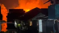 Subuh Membara di Pemurus Baru Banjarmasin, Kekakaran Lalap Bangunan di Gang Ridha