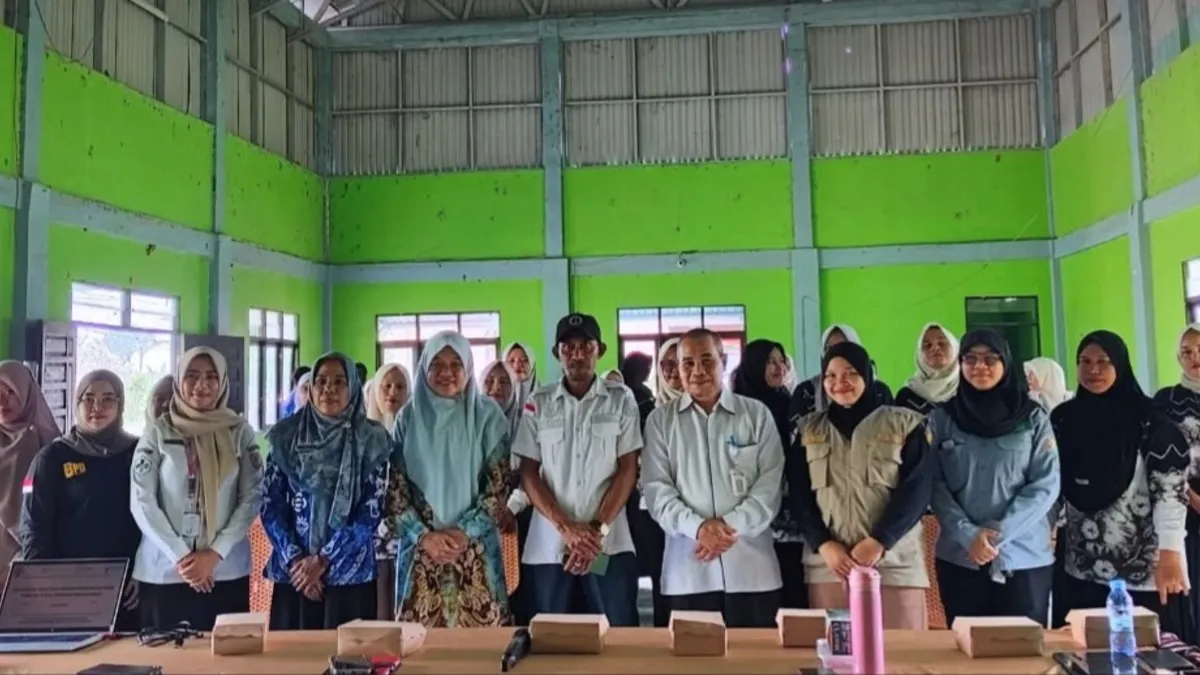 Cegah Risiko Penularan, DLH HST Dampingi Puskesmas Paya Besar Kelola Sampah