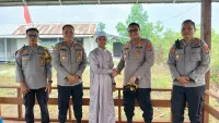 Kapolres Banjarbaru Bantu Sembako dan Sumur Bor untuk Pesantren Terdampak Karhutla