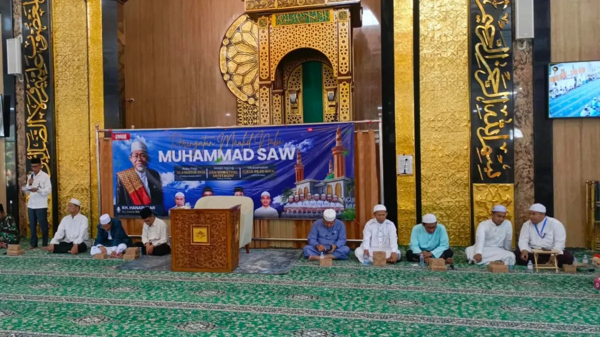 Hadiri Maulid Nabi di Masjid Ash-Shiratal Mustaqim, Asisten Pemkab Tabalong Ajak Jemaah Tiru Rasulullah