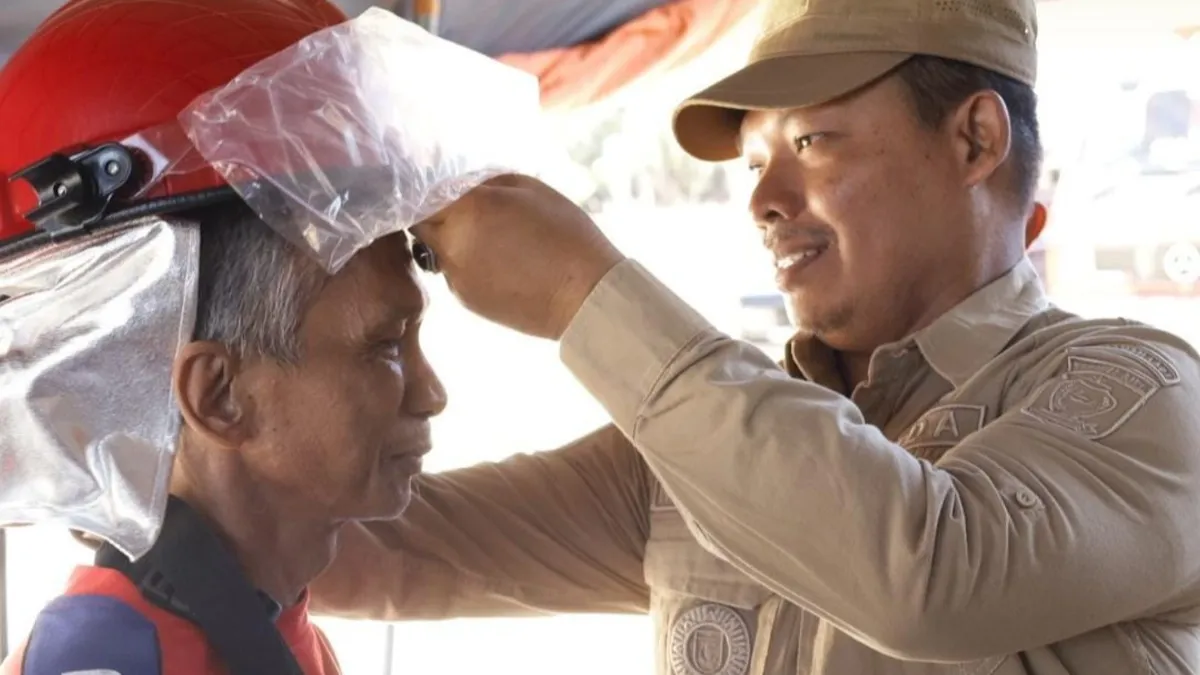 Pemkab Tanah Laut Salurkan Bantuan Alat Pemadam Kebakaran dan Upayakan Perlindungan BPJS Ketenagakerjaan bagi Relawan