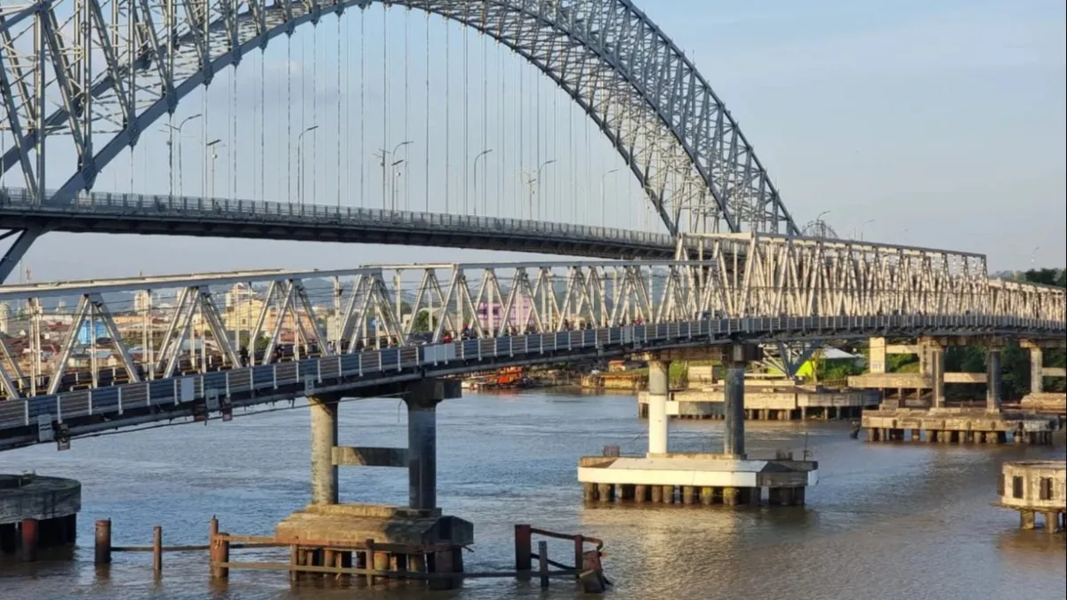 Sungai Mahakam Samarinda Mulai Asin, Perumdam Tirta Kencana Kurangi Produksi Air