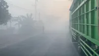 Banjarbaru Kembali Diselimuti Kabut Asap, Warga Keluhkan Gangguan Pernapasan