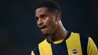Bek Keturunan Indonesia Jayden Oosterwolde Gagal Gabung AS Roma