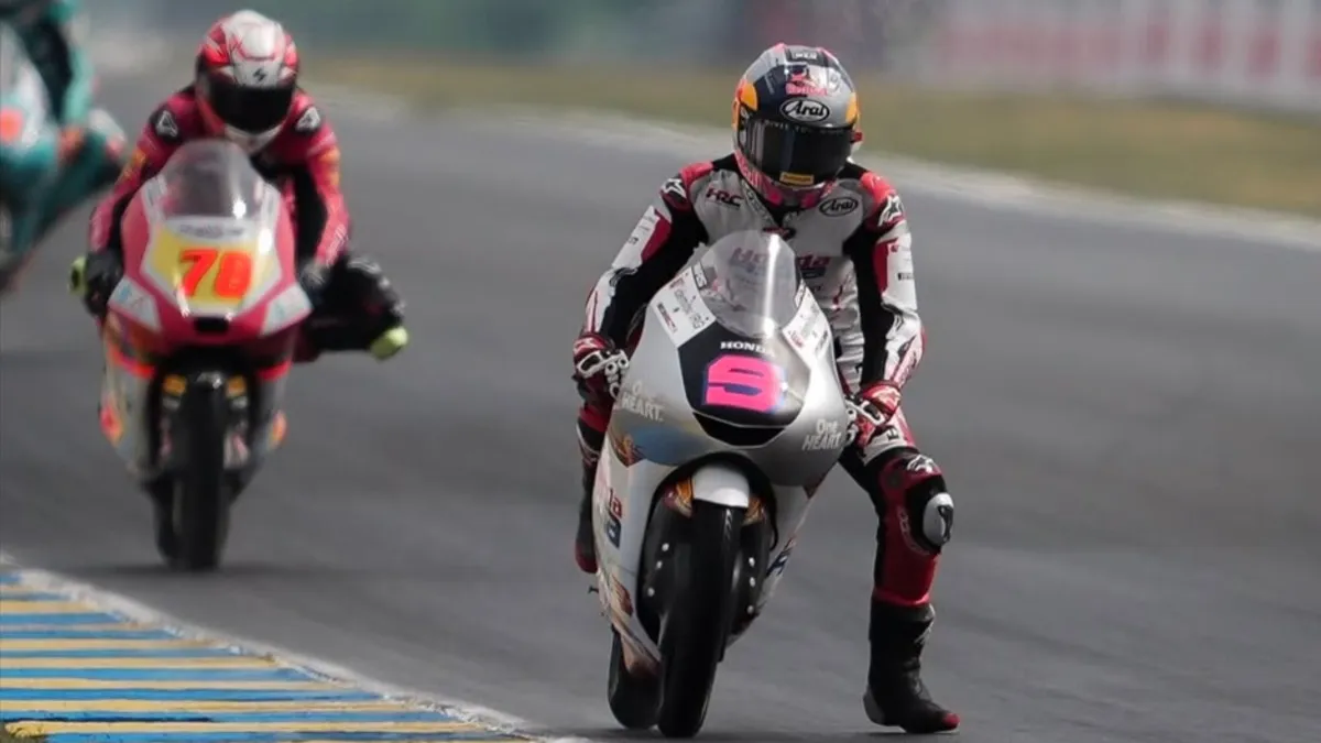 Start  dan Finish Buruk, Veda Ega Gagal Tembus Angka Keramat di Moto3 Aragon 2026