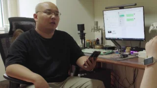 Aktor Ini Kehilangan Pekerjaan Usai Suaranya Dikloning AI Tanpa Izin