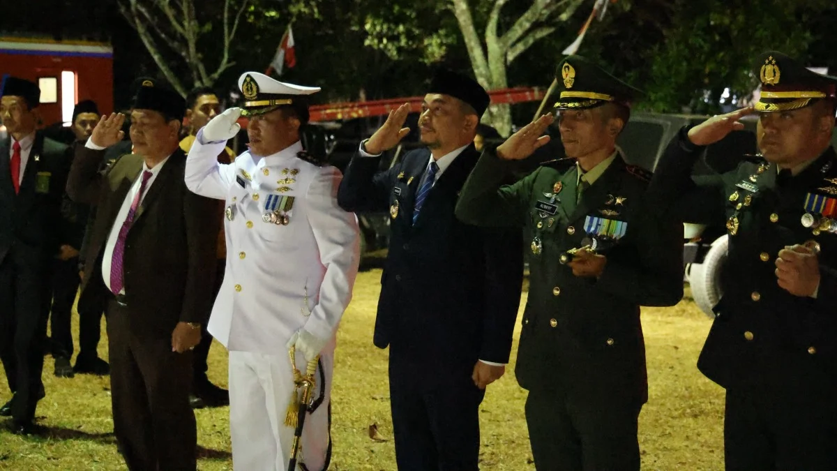 Apel Renungan Suci dan Ziarah Makam Pahlawan, Bupati Tanah Bumbu Hormati Jasa Pahlawan