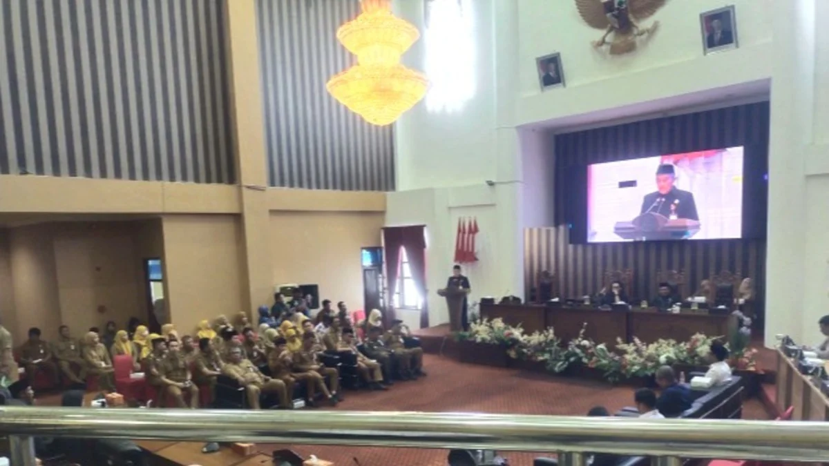 Bahas Perubahan Perda Pajak dan Retribusi Daerah, Paripurna DPRD Tanah Bumbu Dengar Jawaban Bupati