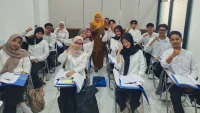 Bupati Tanbu Andi Rudi Latif Perkuat SDM, Disnakertrans Gelar Pelatihan Desain Grafis dan Barbershop