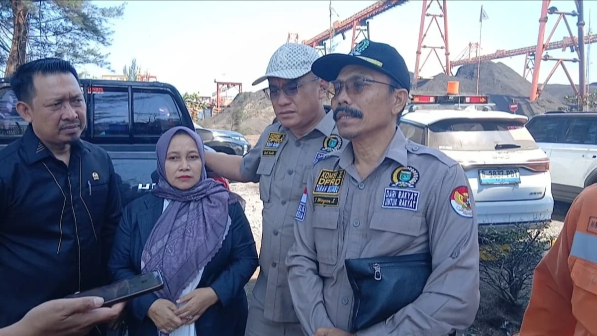 Warga Keluhkan Debu, Komisi III DPRD Tanah Bumbu Sidak Pelabuhan Bunati