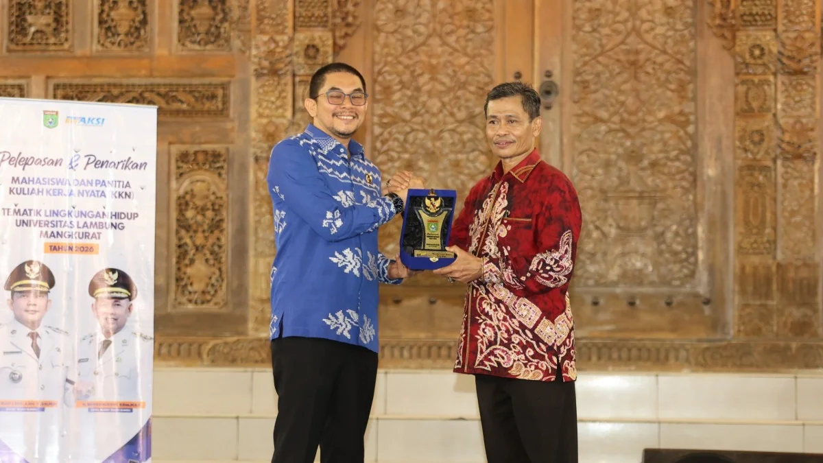 Bupati Apresiasi KKN ULM Gagas Program Kabupaten Tanah Bumbu ASRI