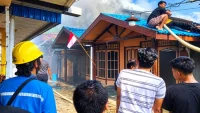 3 Rumah Terbakar di Jalan Prona Banjarmasin, Pemadaman Masih Berlangsung