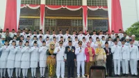 Gubernur Muhidin Pimpin Upacara HUT Ke-81 RI, Juara Gerak Jalan Kalsel Diumumkan