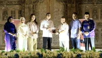 Hadiri Launching Buku “Suara dari Tenggara”, Bupati Tanah Bumbu Apresiasi Perkembangan Literasi di Bumi Bersujud