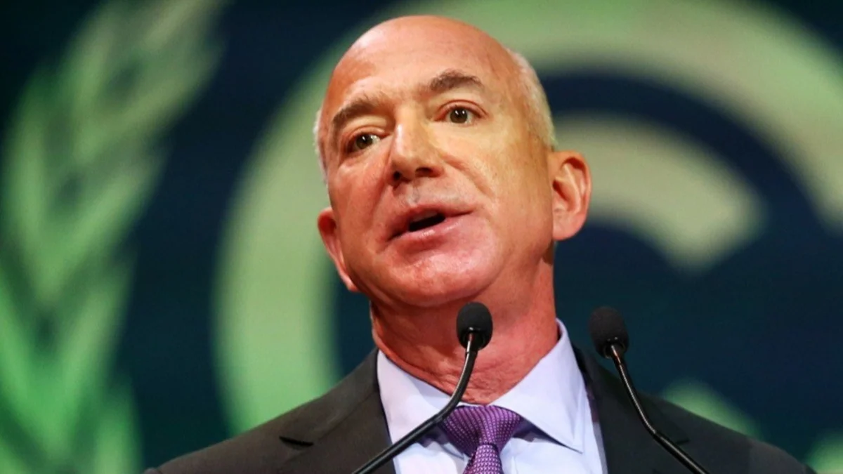 Jeff Bezos Makin Dekat Jadi Bos Liverpool, The Reds Bakal Bertabur Bintang