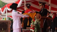 Kapolres HST Pimpin Penurunan Merah Putih di HUT ke-81 RI, Ajak Warga Jaga Persatuan