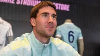 Mantan Pemain Juventus Dusan Vlahovic Dikabarkan Segera Susul Salah ke Turki