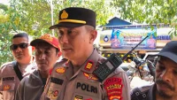 Polres Banjarbaru Bagi-bagi Air Bersih, Satbinmas Mapping Warga Terdampak Kekeringan