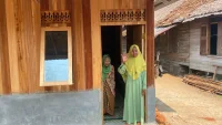 Puluhan Tahun Tinggal di Rumah Kayu Lapuk, Lansia 65 Tahun di HST Kini Punya Hunian