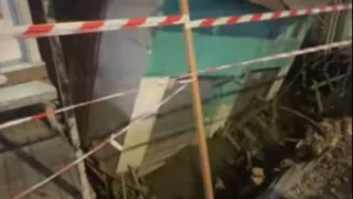 Setelah Jalan Veteran Km 5,5 Banjarmasin, Giliran Bangunan di Sampingnya Ambles ke Sungai
