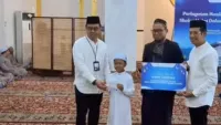 Milad ke-22 UUS Bank Kalsel, UPZ Salurkan Bantuan kepada Anak Yatim