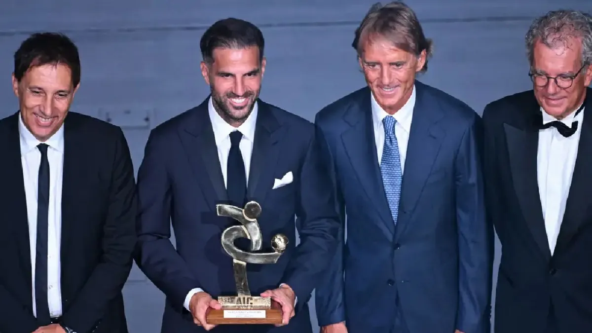 Cesc Fabregas Dinobatkan Sebagai Pelatih Terbaik Liga Italia Pascakebangkitan Menakjubkan Como