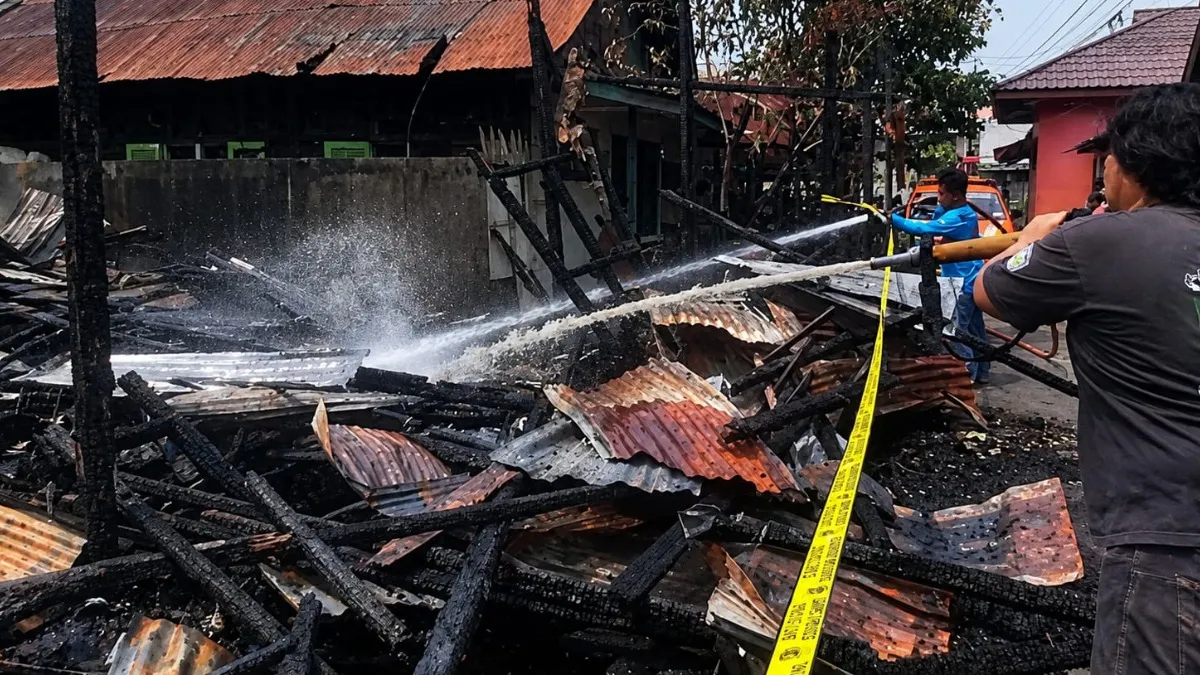 Api Kembali Muncul di Kebakaran Jalan Pandu Banjarmasin, Jago Merah Sempat Membara di Tumpukan Kapuk