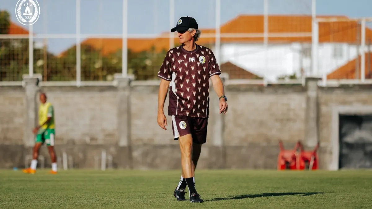 Bali United vs PSS Sleman di Liga 1 Super League, Pieter Huistra Nantikan SUporter