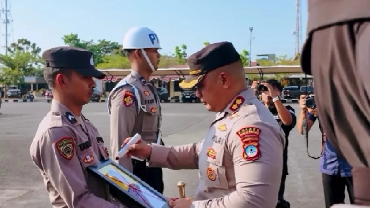 Kapolres Tanah Bumbu Pimpin Upacara PTDH Personel Polri