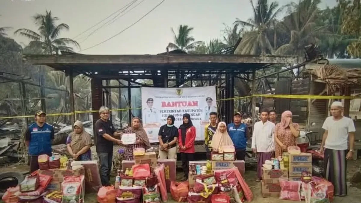 Korban Kebakaran Desa Aluan Bakti Terima Santunan dari Pemkab HST