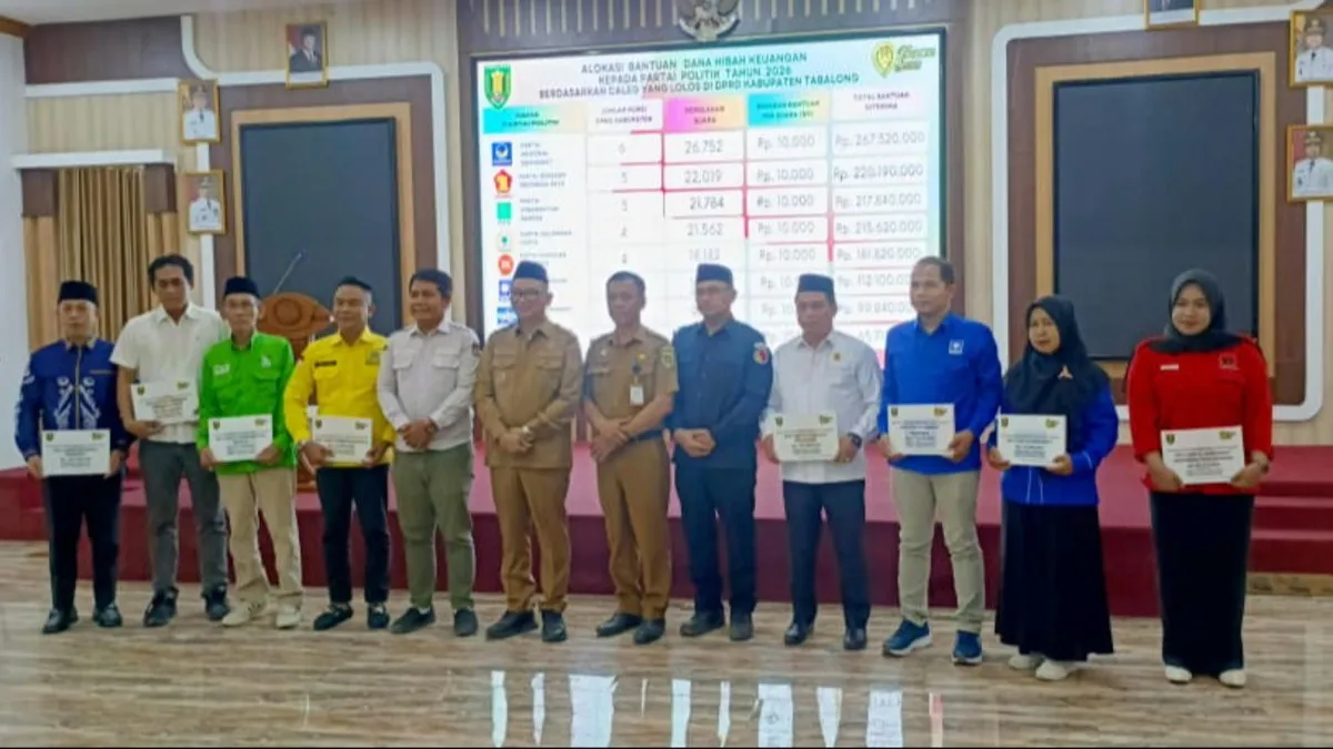 Pemkab Tabalong Serahkan Dana Hibah Parpol Rp1,38 M, Tahun Depan Naik Rp15 Ribu per Suara
