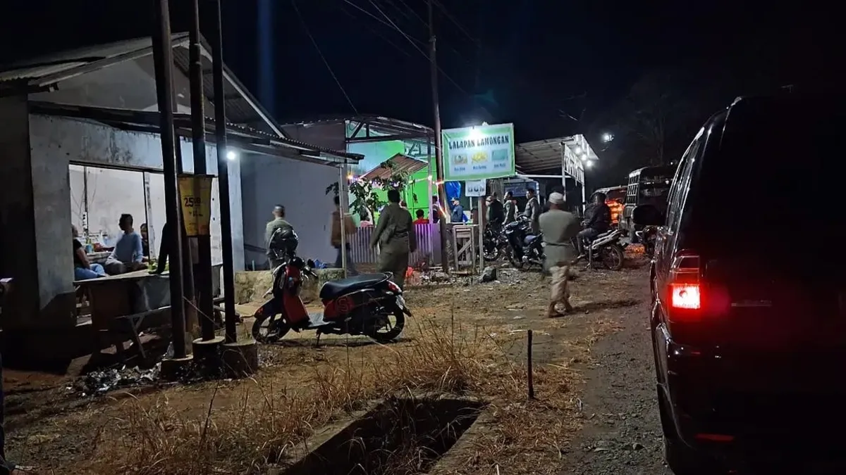 Satpol PP Tanah Laut dan Pemerintah Kecamatan Pelaihari Razia Tiga Warung Remang-Remang