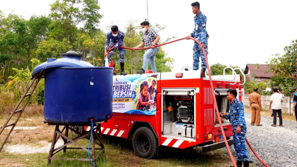 Warga Landasan Ulin Kesulitan Air Bersih Saat Kemarau, Lanud Syamsudin Noor Turun Tangan