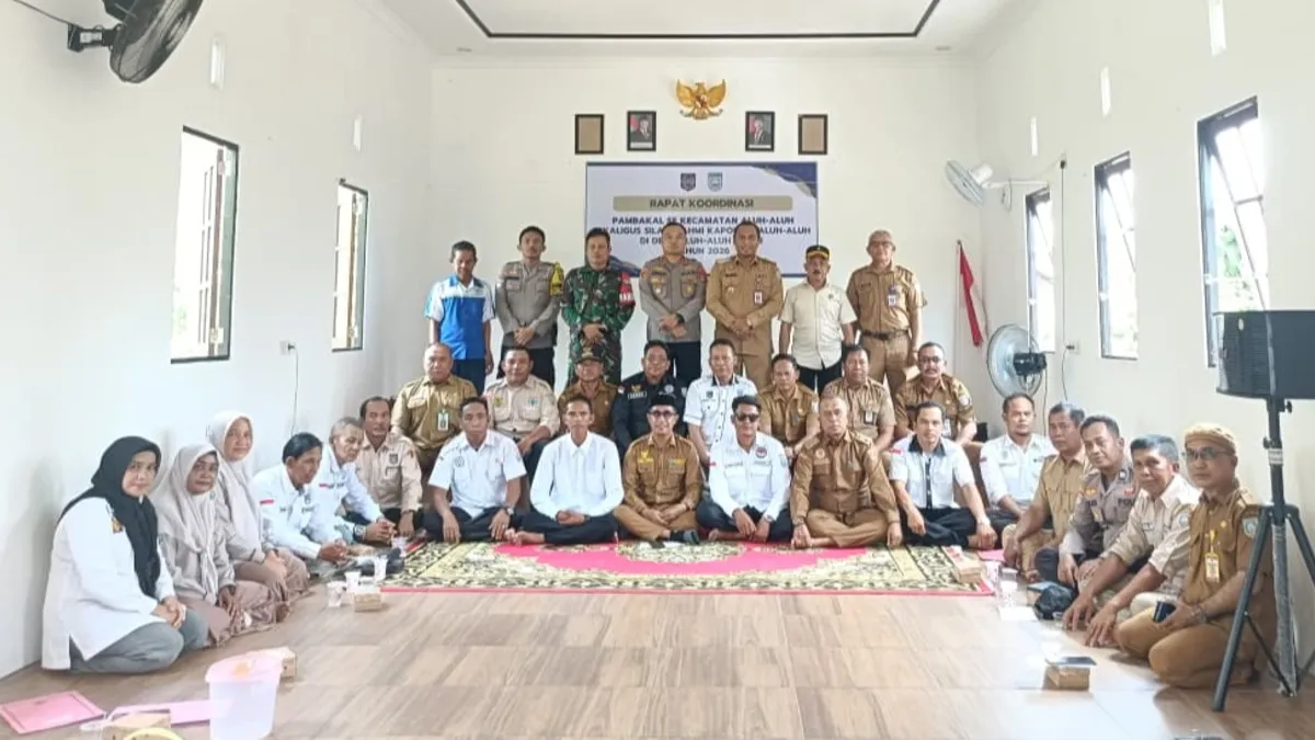 Pambakal Se-Kecamatan Aluh-Aluh Duduk Berdiskusi, Bahas Program Desa Hingga Karhutla