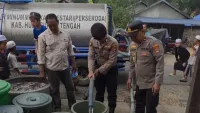 Kemarau di HST, Polres Buka Akses Air Gratis untuk Warga dan Relawan Karhutla