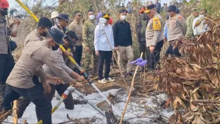Kapolda Kalsel Perlihatkan Inovasi Surfaktan Atasi Karhutla, Wapres Beri Catatan