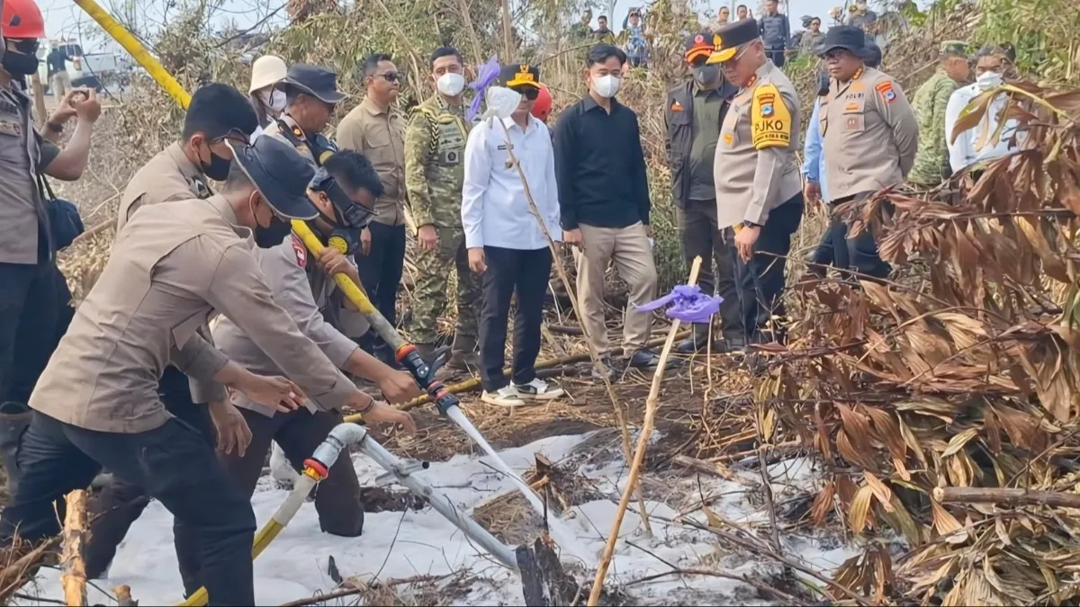 Kapolda Kalsel Perlihatkan Inovasi Surfaktan Atasi Karhutla, Wapres Beri Catatan
