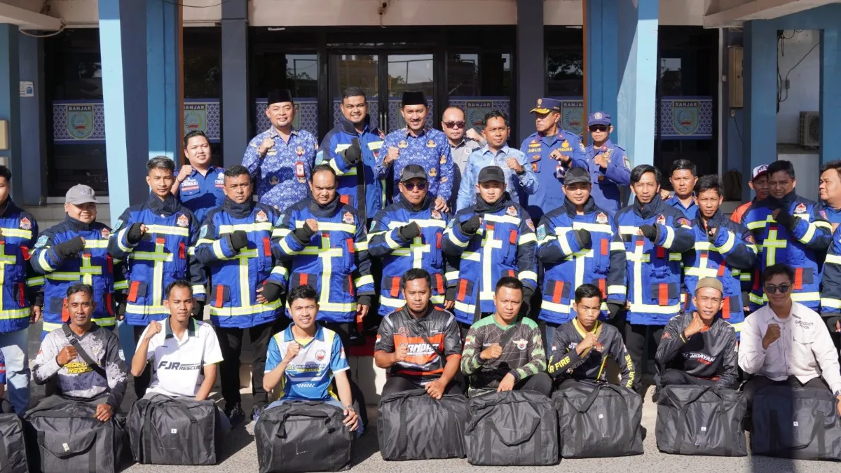 350 Jaket dan BBM Rp50 Juta untuk BUSER 690 Banjar, Dukung Relawan Tanggap Karhutla