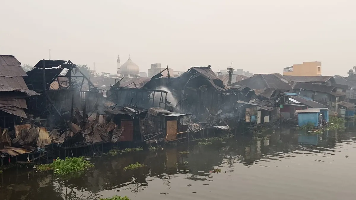 Dua Ponakan Arul Langsung Berhamburan dari Kamar Tidur, Api Berkobar di Pasar Lama Banjarmasin